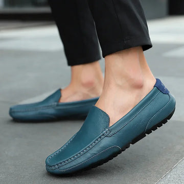 Trendy Slip-On Loafers: Luxury Italian Black Driving Shoes